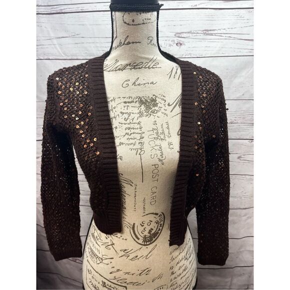 It’s Our Time medium‎ brown short sweater with sequins - 2213 - Picture 1 of 3